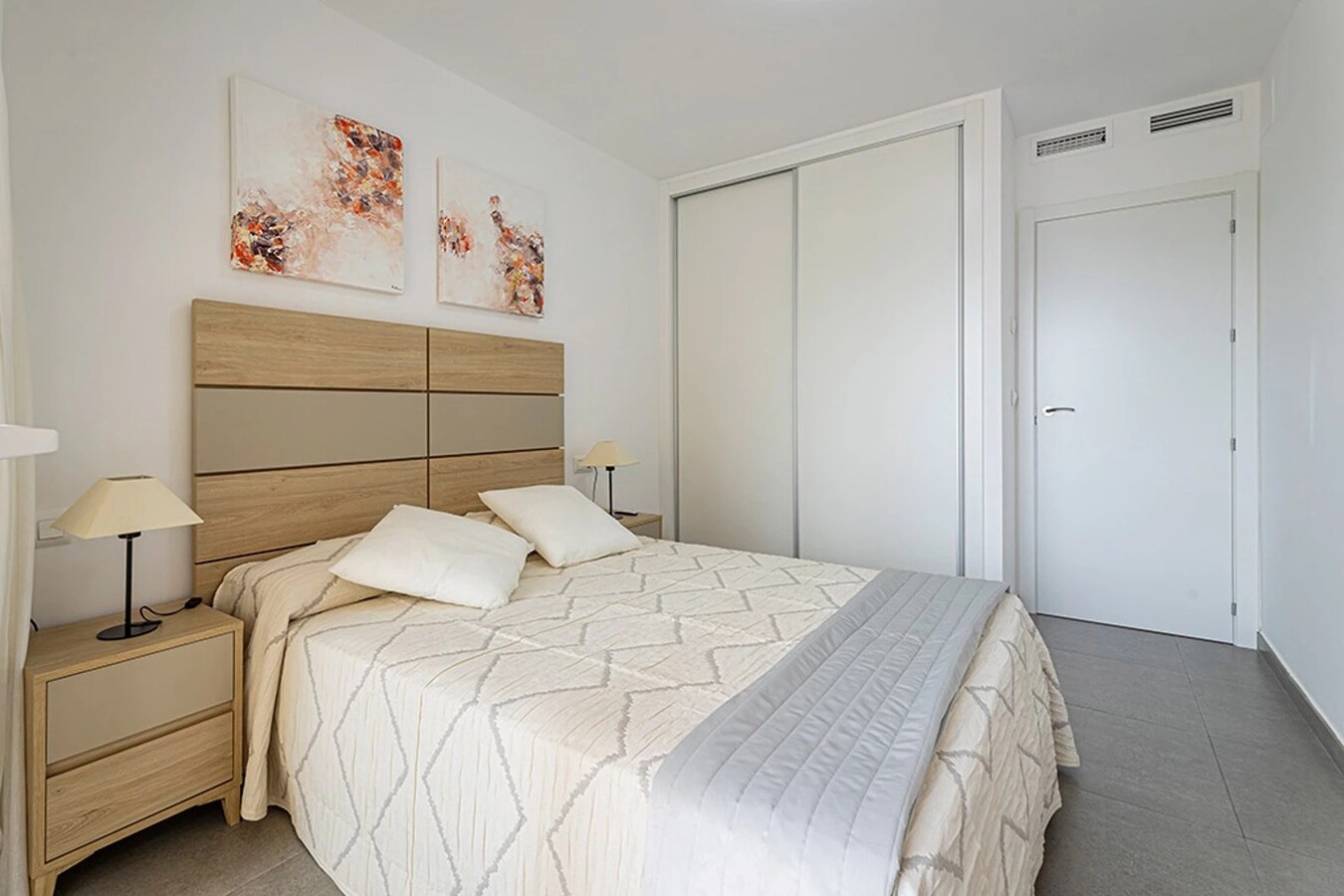 Modern appartement aan de zee in La Manga 