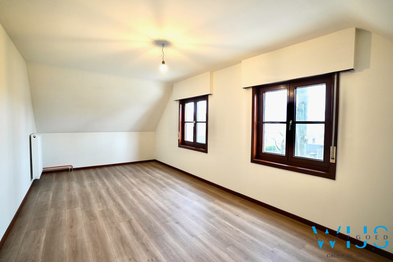 Landelijk gelegen woonhuis op 902m² te ERTVELDE ! 