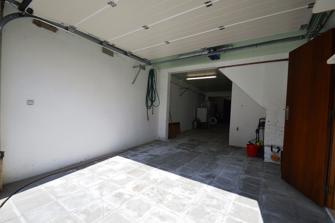 Volumineuze, lichtrijke bel-étage nabij het strand - Heist 