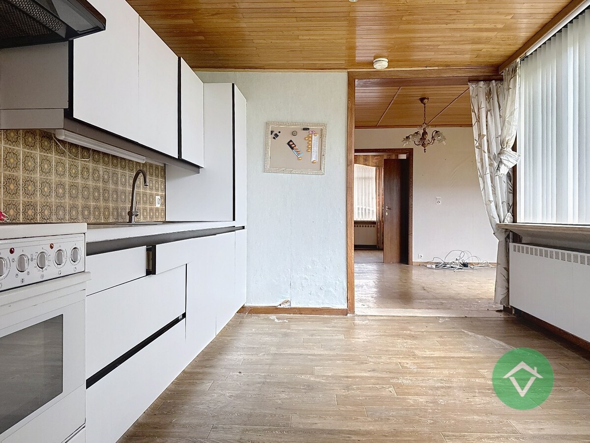 Woning met kleine loods te Gistel 