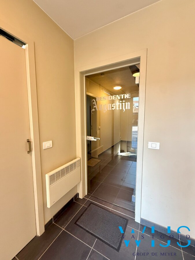Gelijkvloers tweeslaapkamer appartement in hartje Ertvelde! 