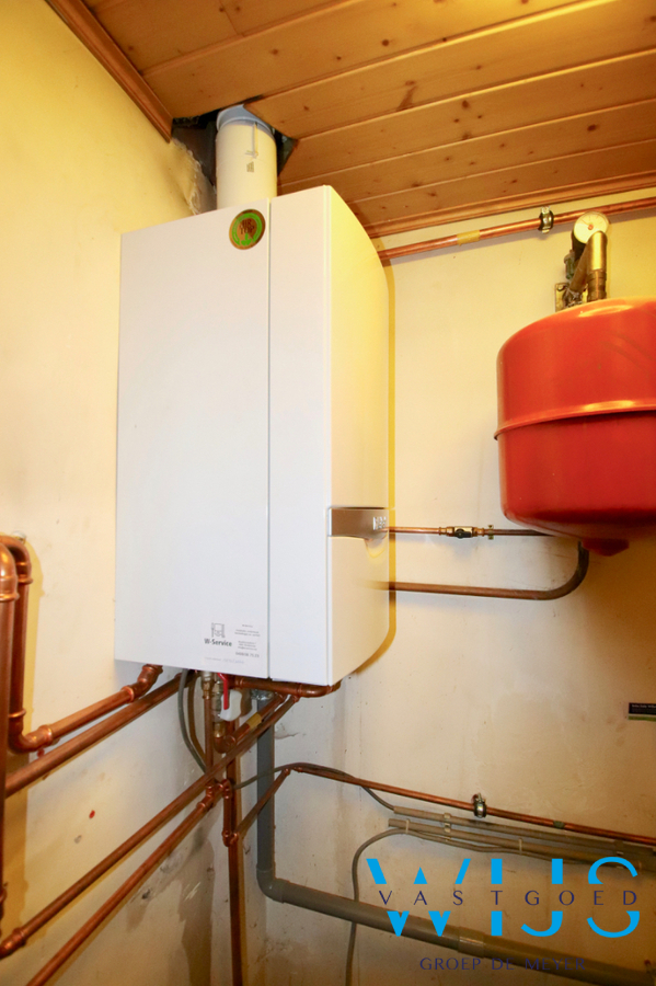 Uitzonderlijk ruim woonhuis te Kluizen/ Evergem! 