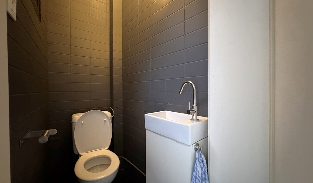 Kantoor in loftstijl te huur aan Ijzerlaanbrug te Antwerpen