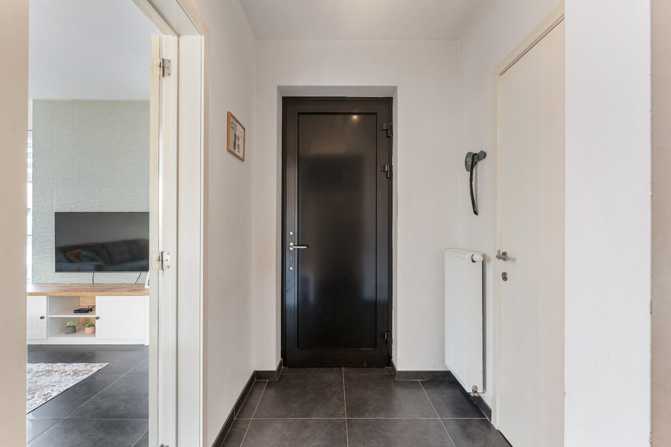 Duurzame gezinswoning met hedendaags energiecomfort, 3 slpk, ruim terras, tuin en achterliggende garage,. 