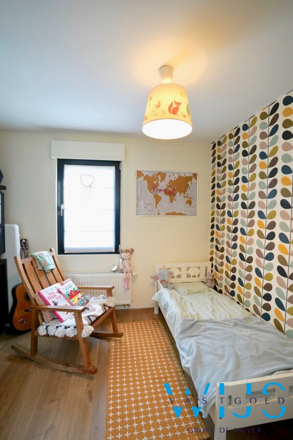 Bel-étage met 3 slaapkamers en tuin te ERTVELDE ! 