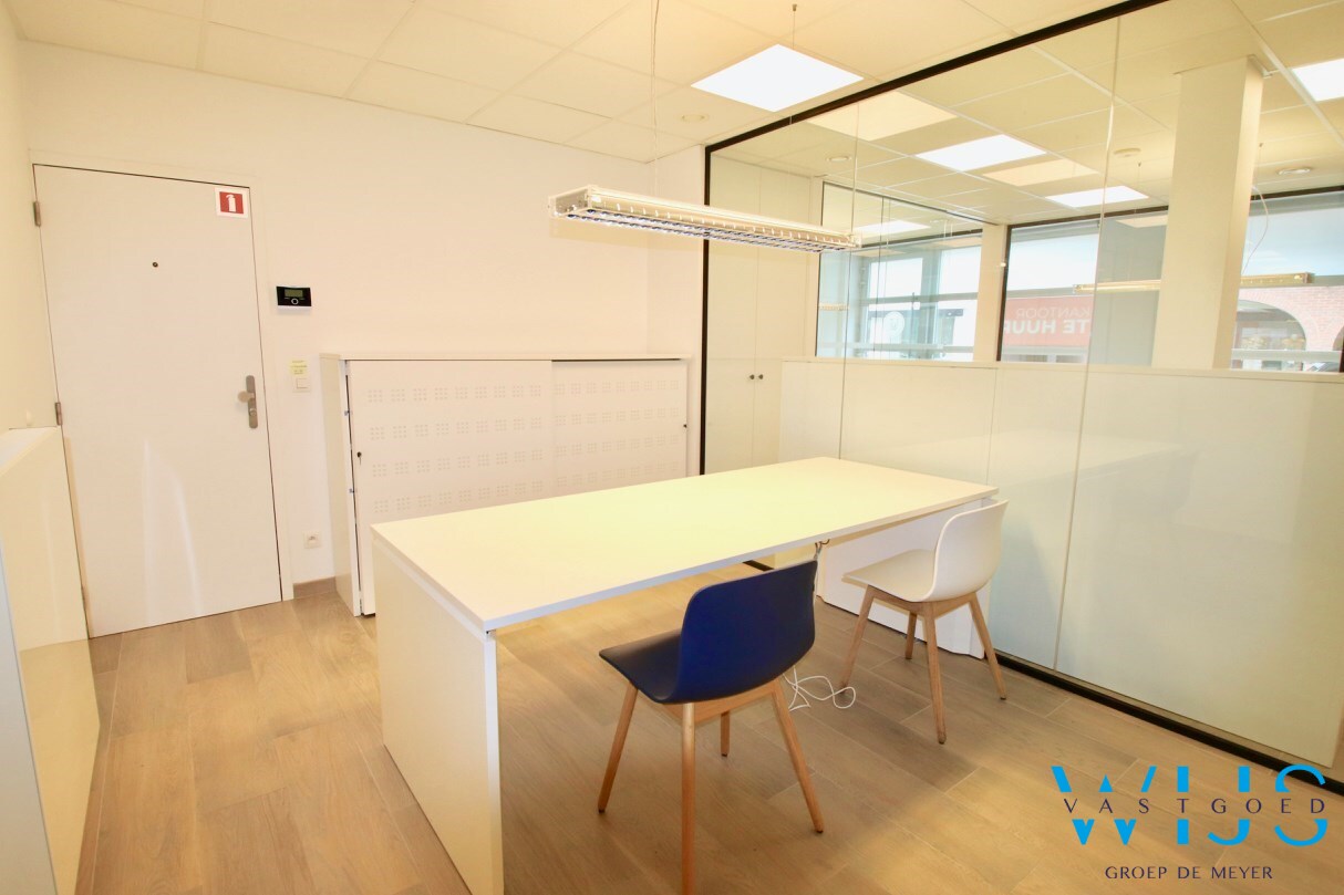 Multifunctioneel handelspand te centrum SLEIDINGE! 