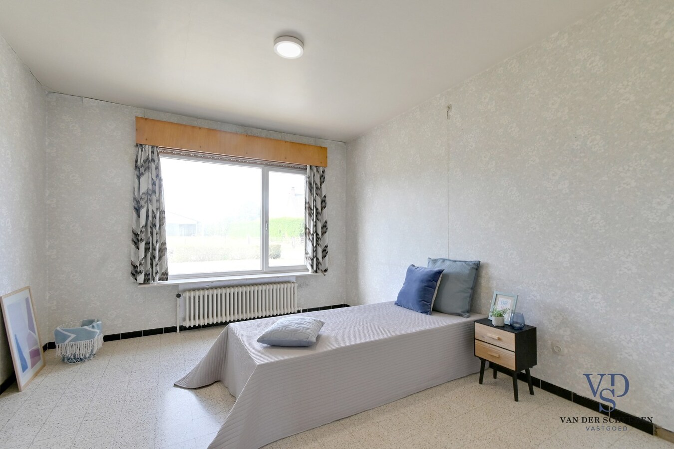 Te renoveren bungalow op een perceel van ca. 2.840 m² 