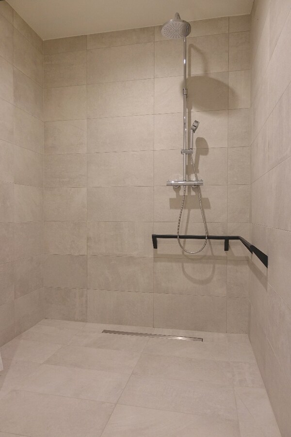 Zorgeloos wonen in stijl: instapklare serviceflat in Residentie Stuyvenberg 