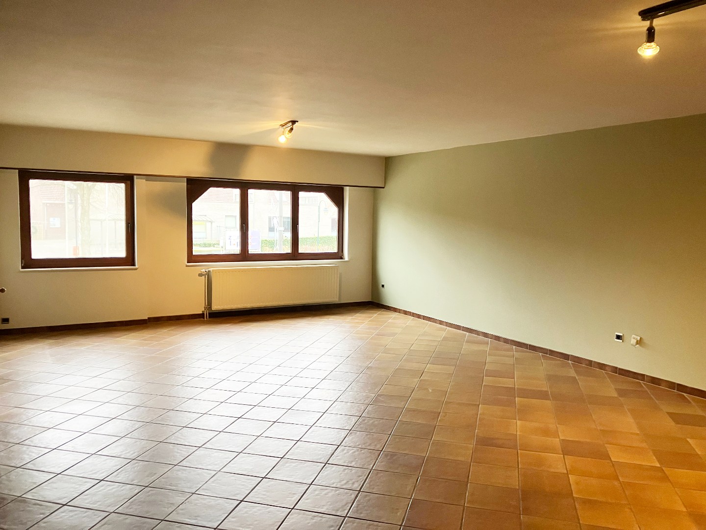 Energiezuinig, ruim appartement met 2 slaapkamers en terras. 