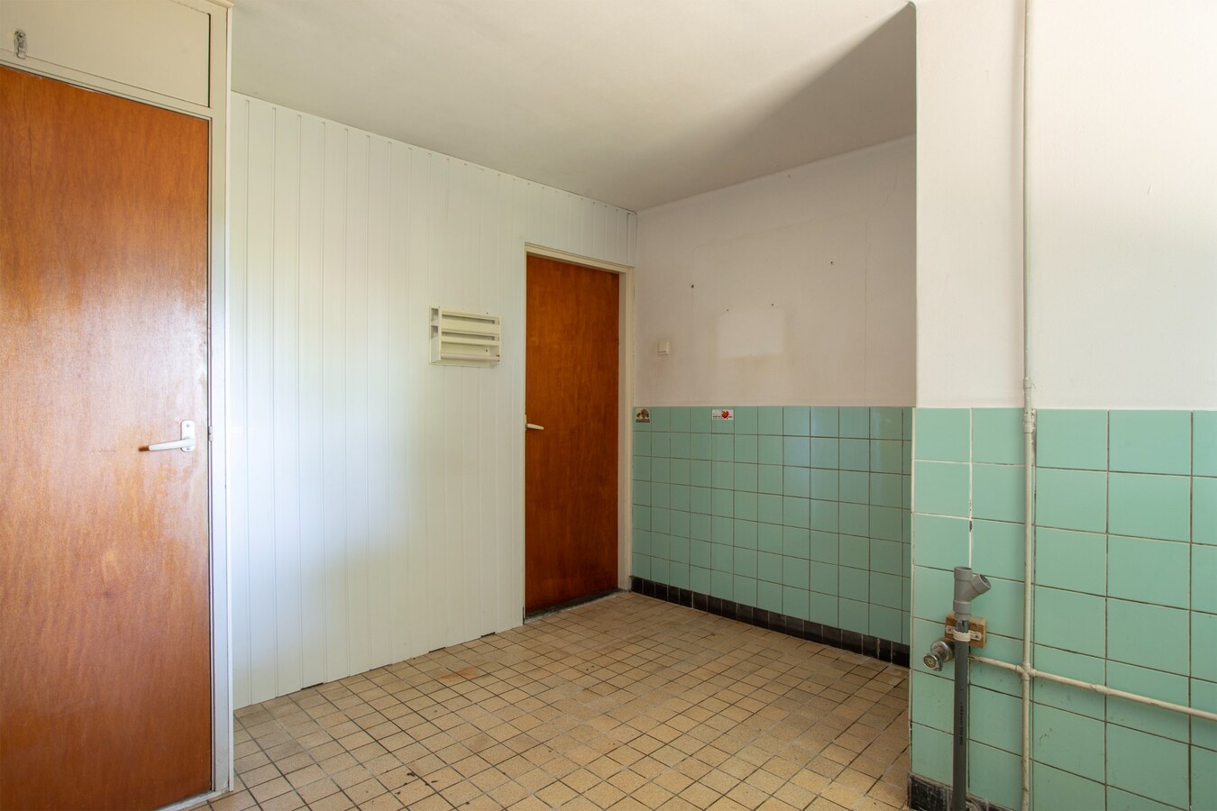 Royale vrijstaande gezinswoning gelegen op 500m2 in het centrum van Hoogeloon. 