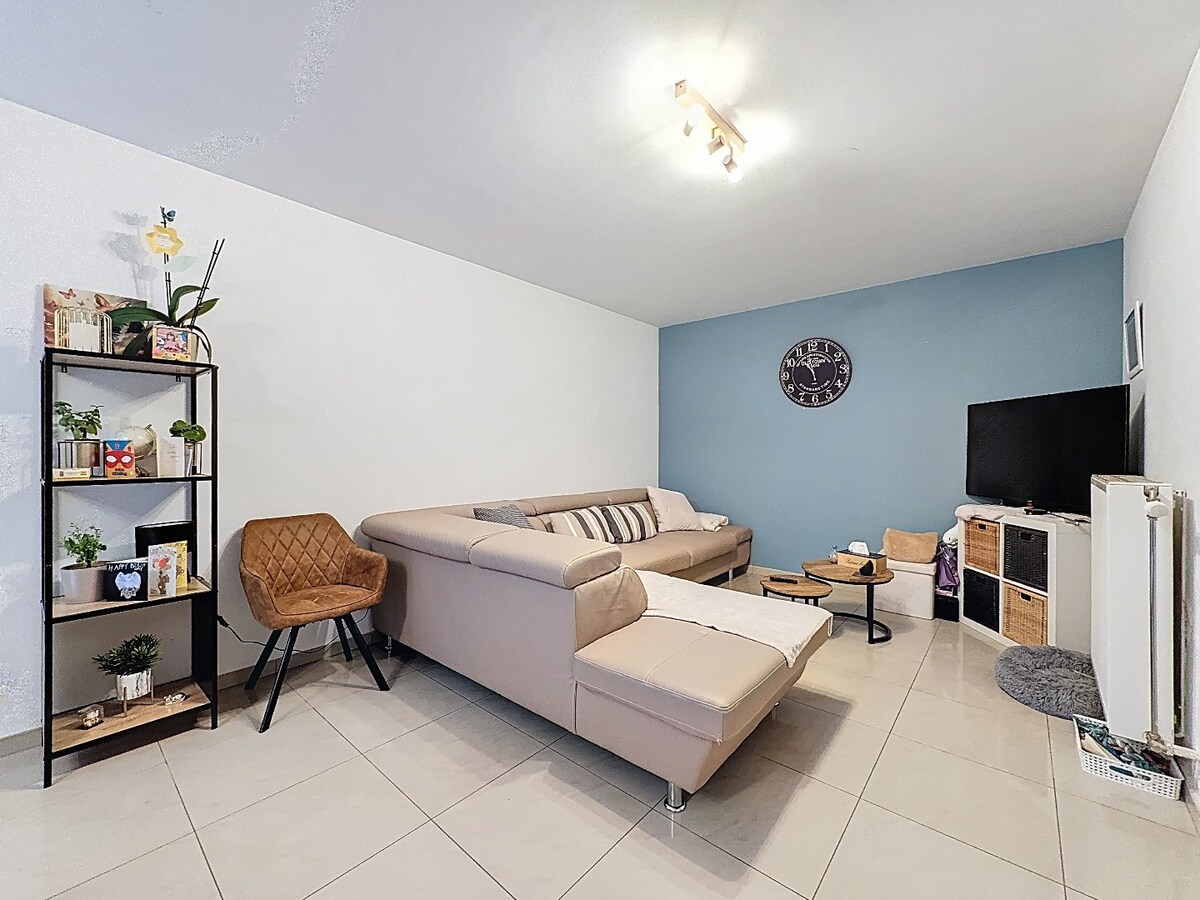 Recent (2009) gelijkvloers appartement te Ninove 