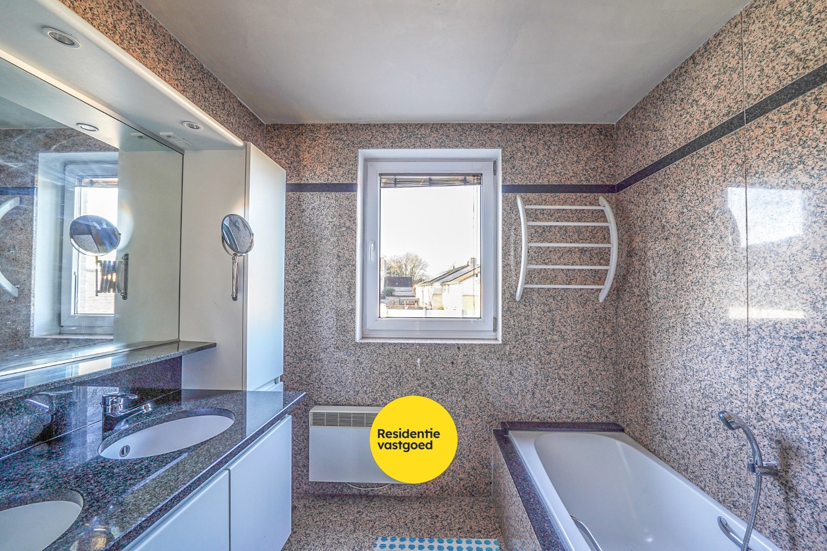 Instapklaar appartement met 2 slaapkamers en terras van 63 m² 