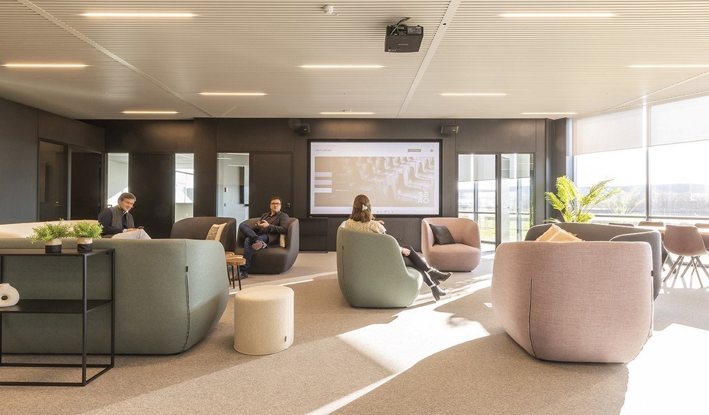 Full service kantoren in SkylinE40 business center in Aalst