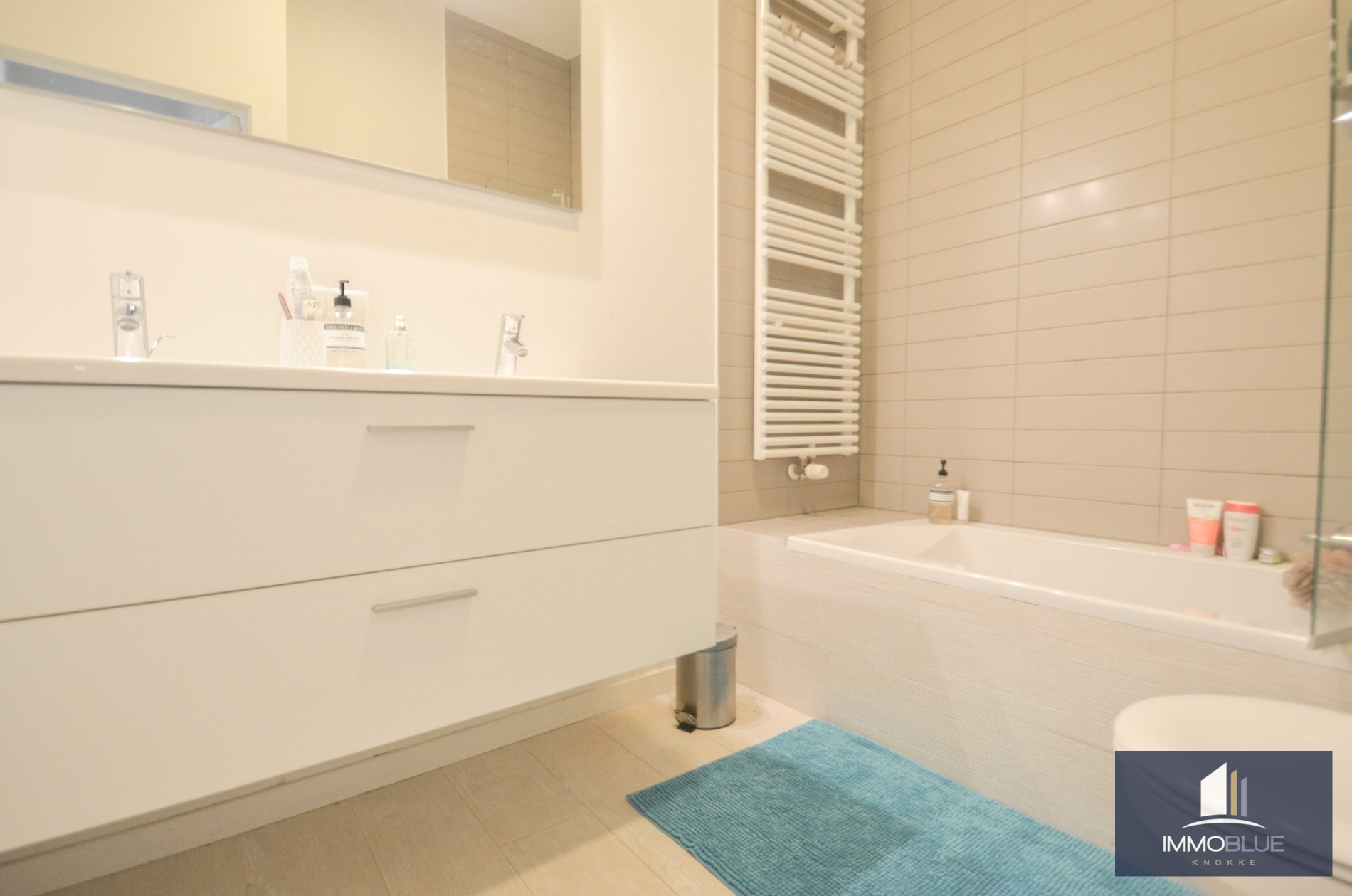 Rustig gelegen tuinappartement  gelegen nabij de Zoutelaan. 