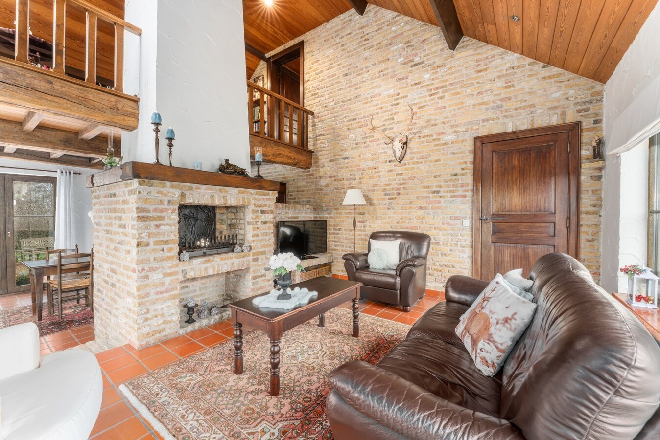 Charmante villa met open zicht in doodlopende straat te Sijsele 