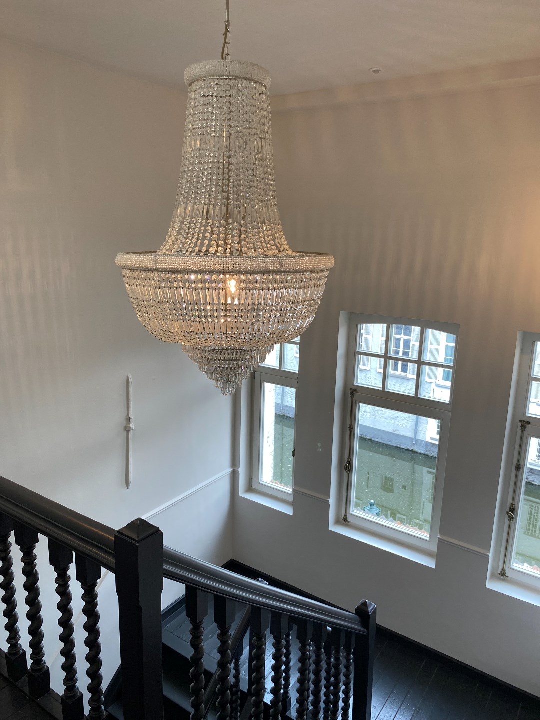 Volledig gerenoveerd 2 slaapkamer appartement 