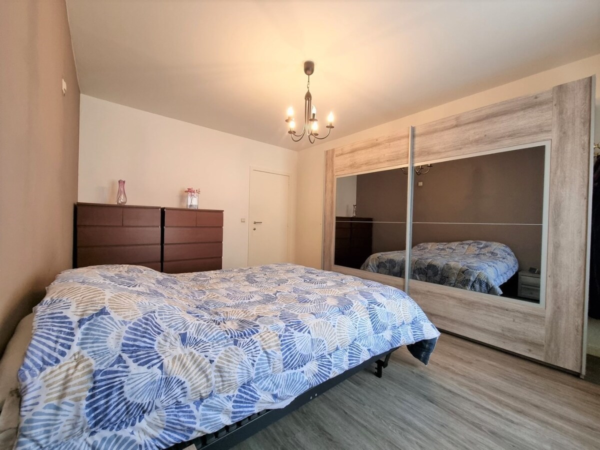 Goed gelegen, ruim  appartement met 3 slaapkamers en zonnige tuin - Heist 