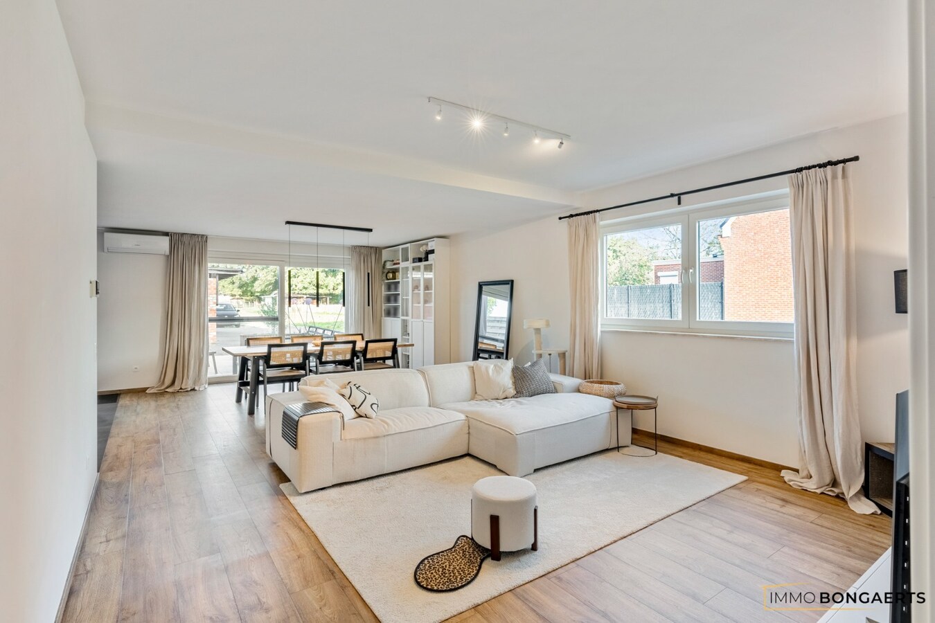 Gelijkvloers appartement met 2 slaapkamers 