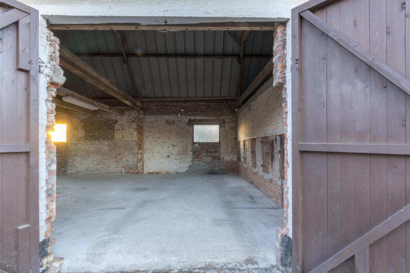 Landelijke woning met ruime schuur 