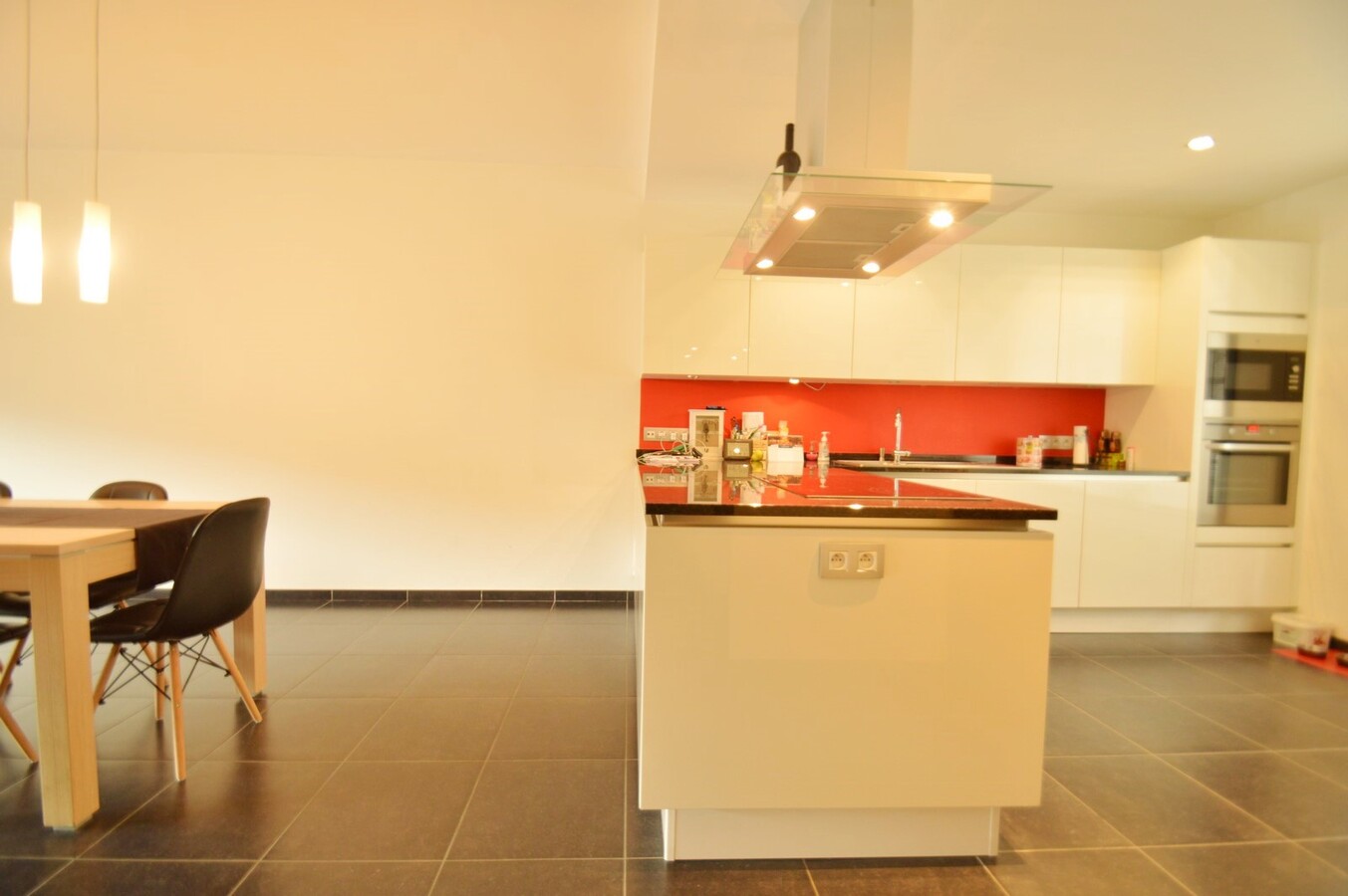 Knappe gezinswoning met 5 slpk te Heulebrug 