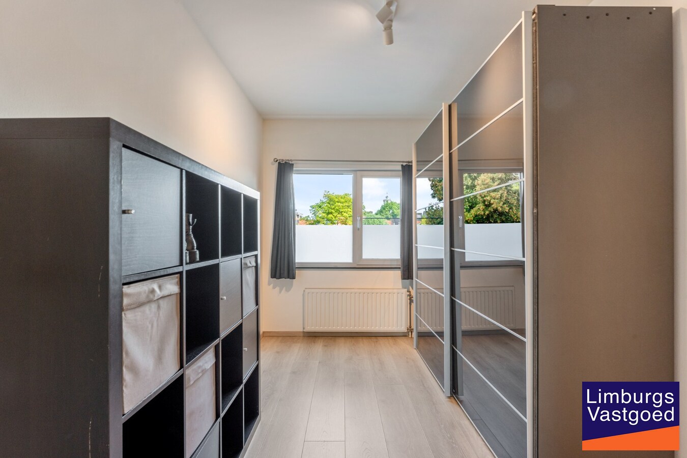 App., 119 m², 2 slpk, terras, autostaanplaats 