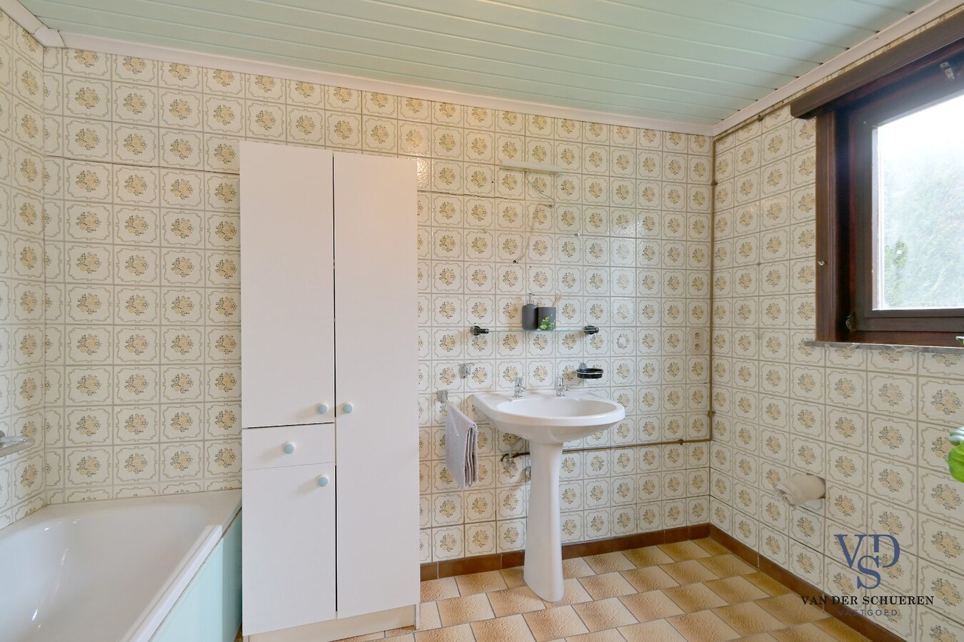 Te renoveren woning met centrale ligging 