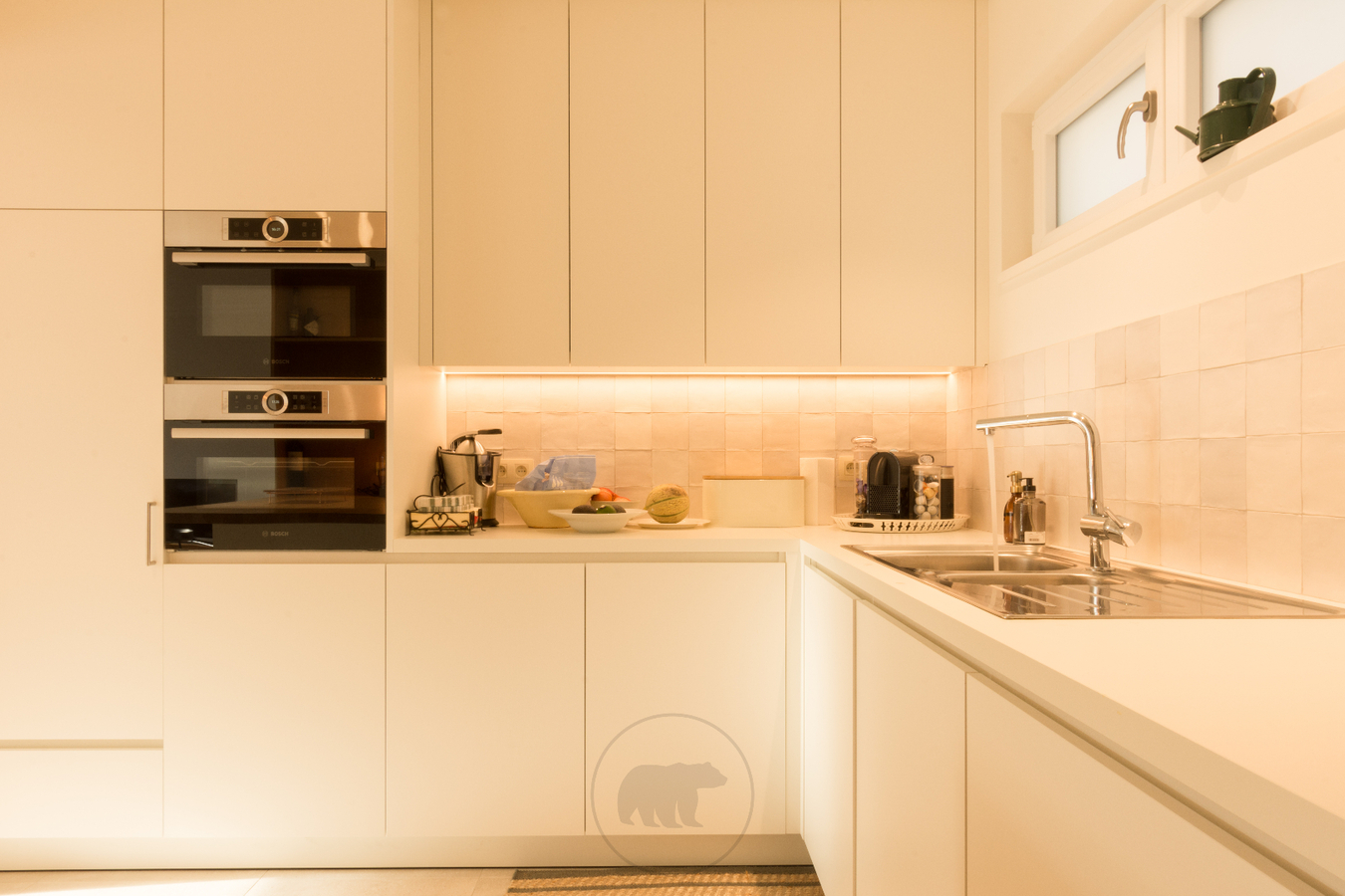 Subliem gelegen appartement met garagebox (renovatie 2020) 