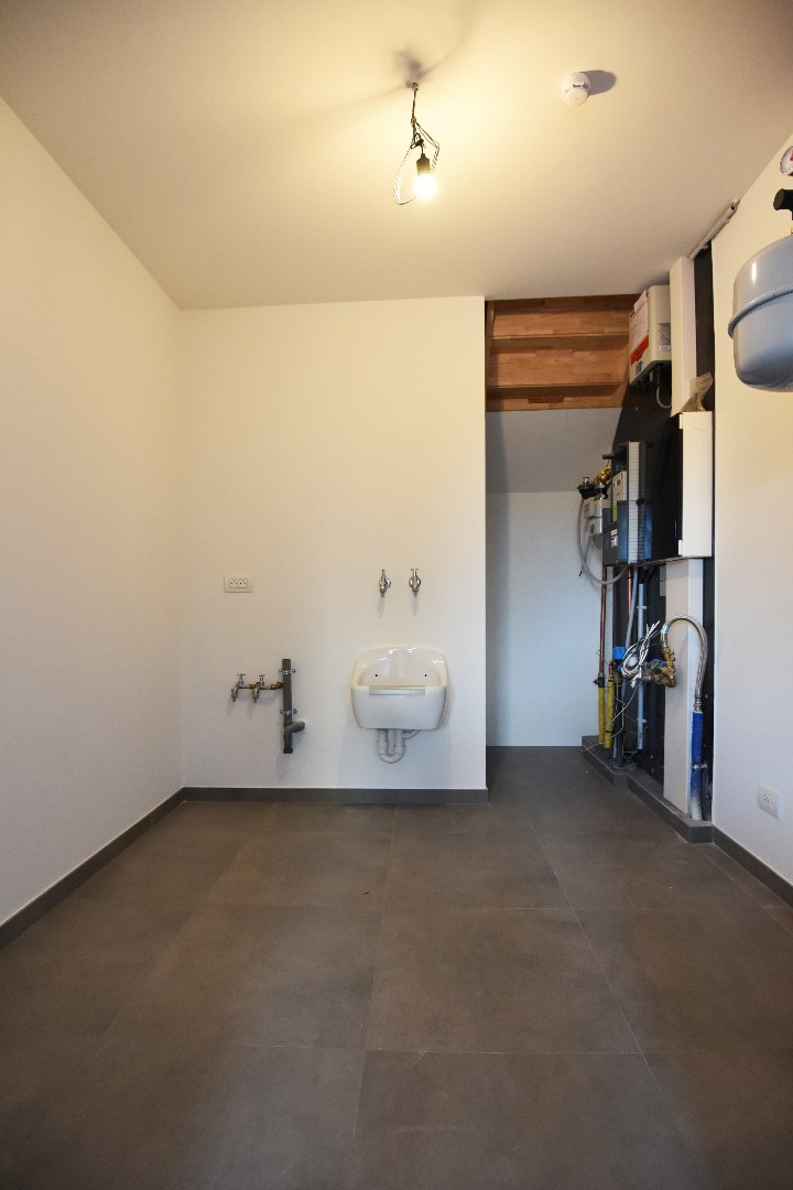 Recente woning met 3 slpks en tuin te Adegem 