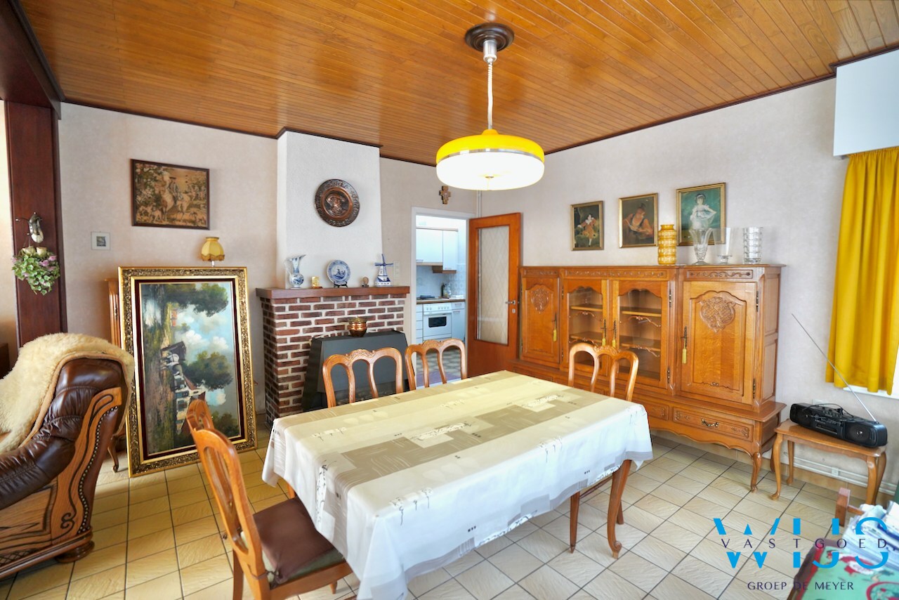 Te renoveren halfopen bebouwing op mooie ligging in Assenede ! 