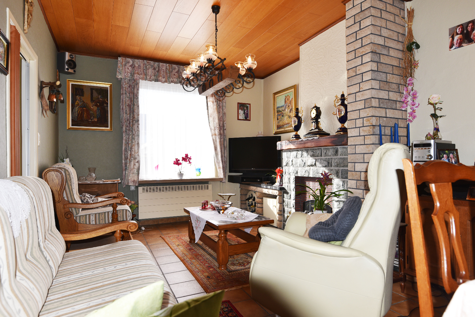 Te renoveren woning op 431m²  te centrum Waarschoot 