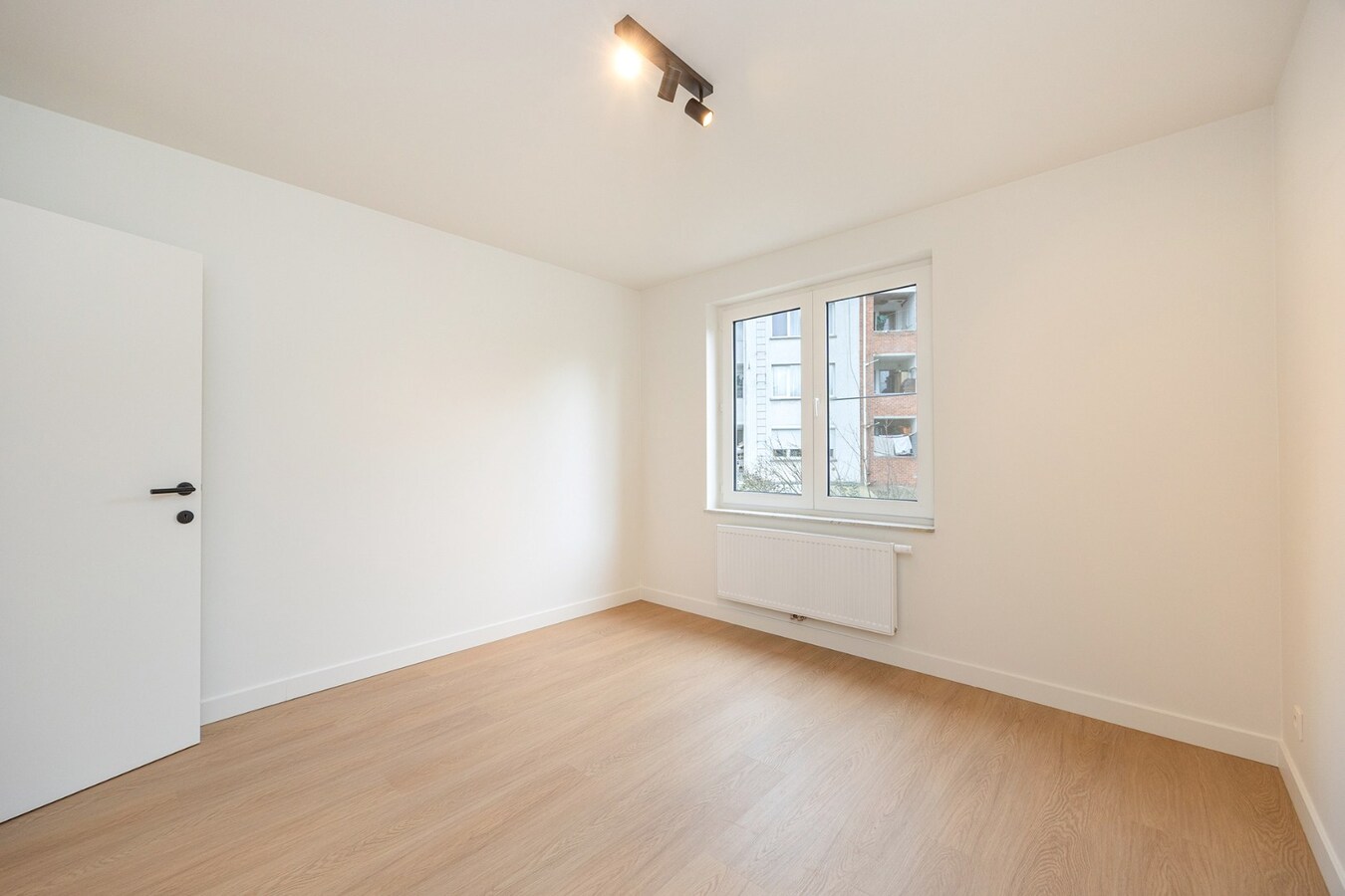 Luxueus gerenoveerd appartement met 2 slaapkamers 