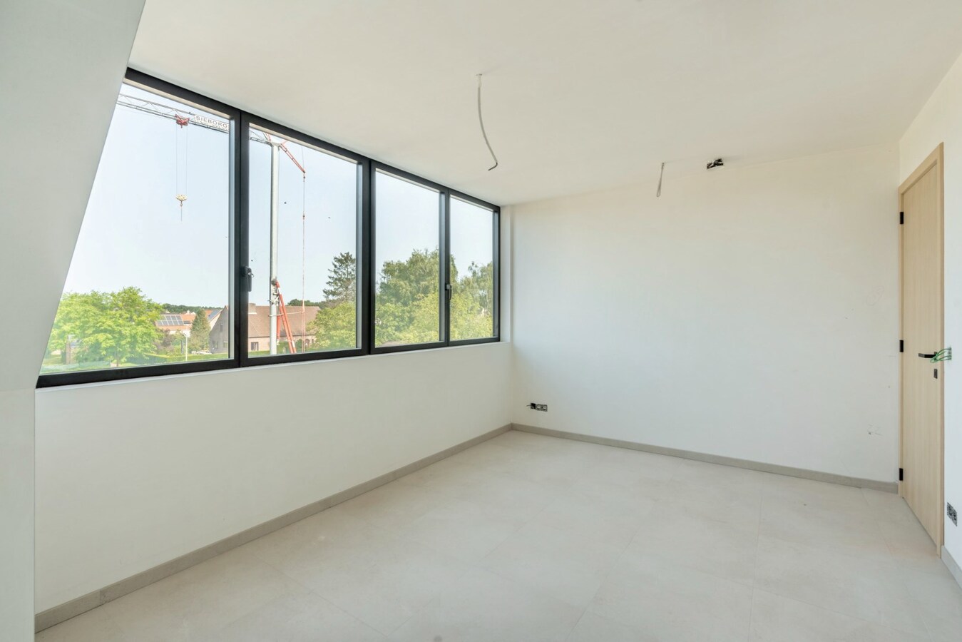 Gelijkvloers appartement met drie slaapkamers 