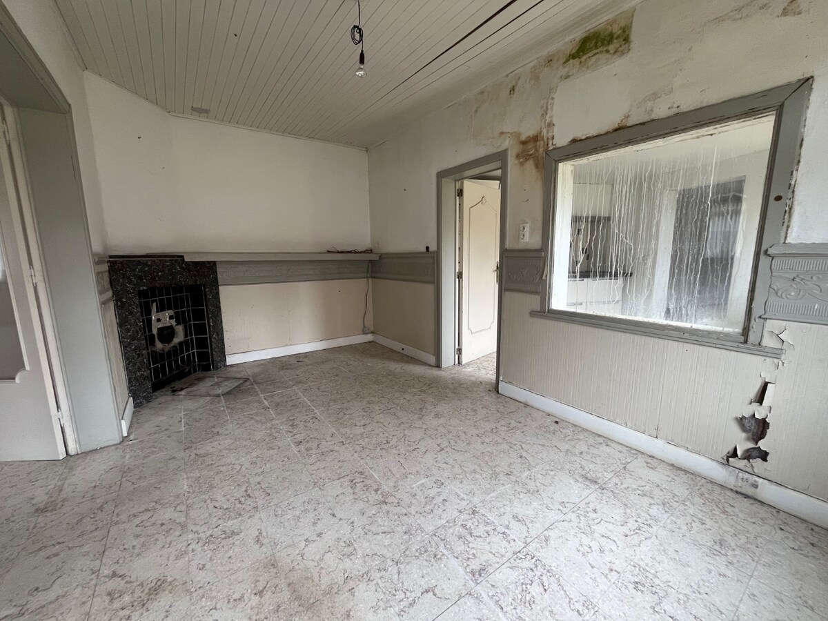 Te renoveren half open bebouwing te Gavere 