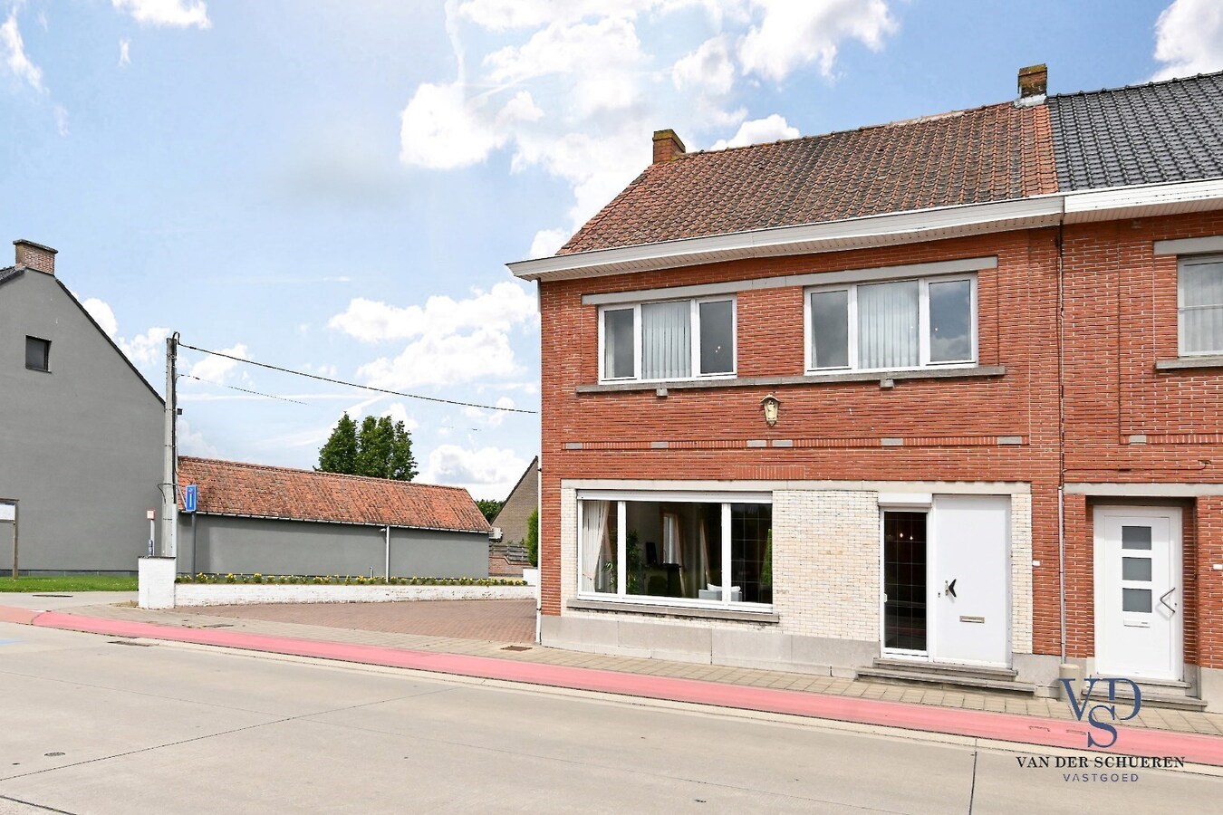 Degelijke Half Open bebouwing 