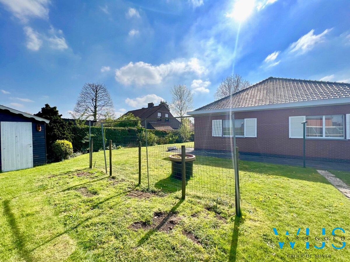 Ruime bungalow op 840 m² te KLUIZEN/EVERGEM ! 