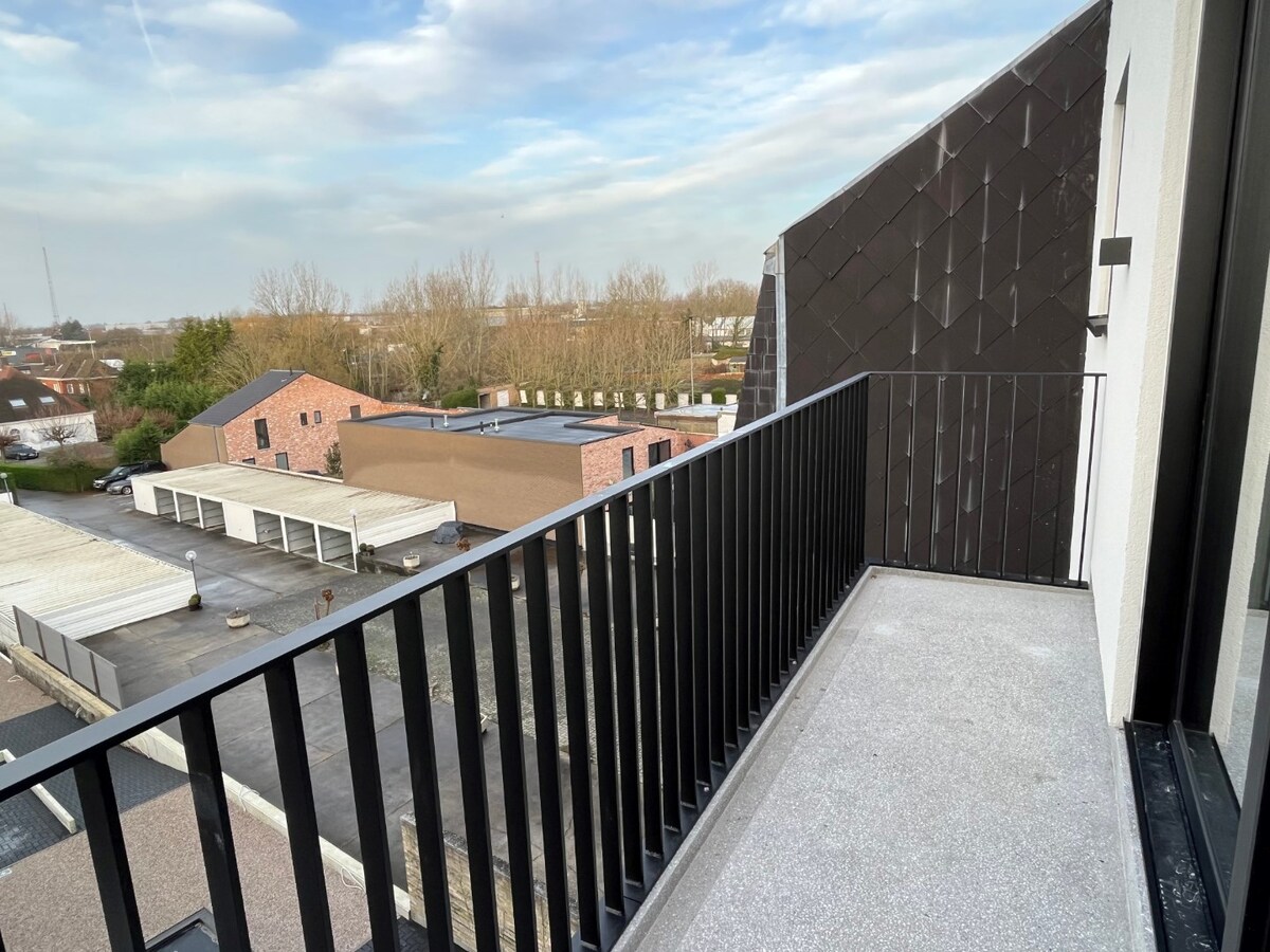 Nieuw, luxueus afgewerkt BEN-penthouse 