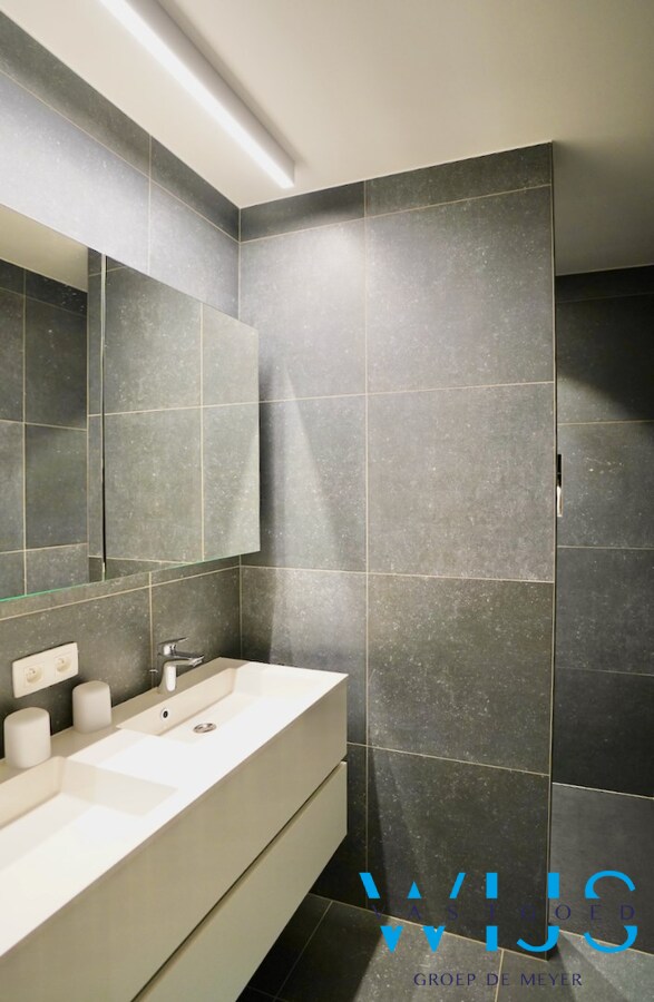 Waanzinnig mooie pastorijwoning te Assenede ! 