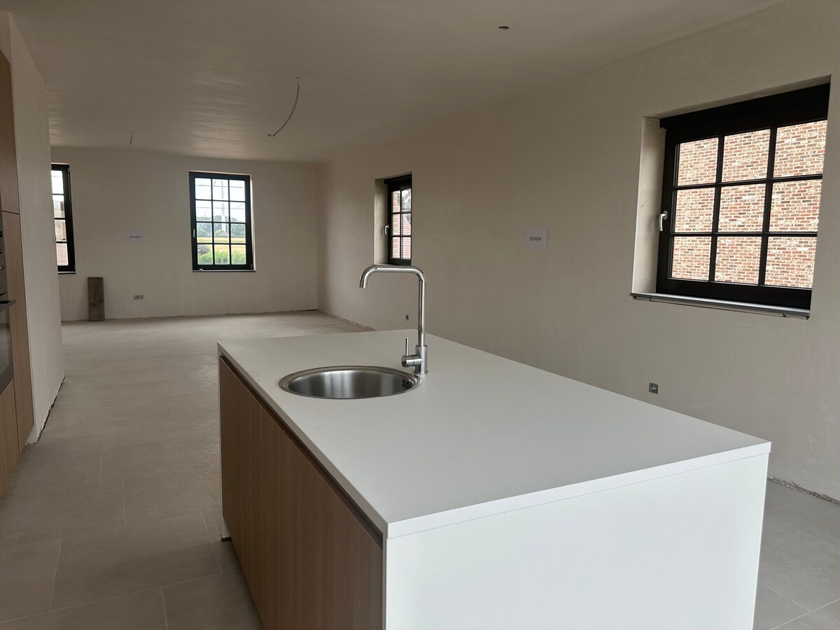 Nieuw duplex appartement met 3 slpks. en terras van 31 m² 