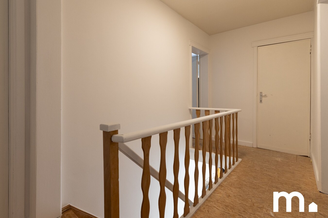 Woning te Heestert met 4 slaapkamers op TOPLIGGING met unieke verzichten op 428m²! 