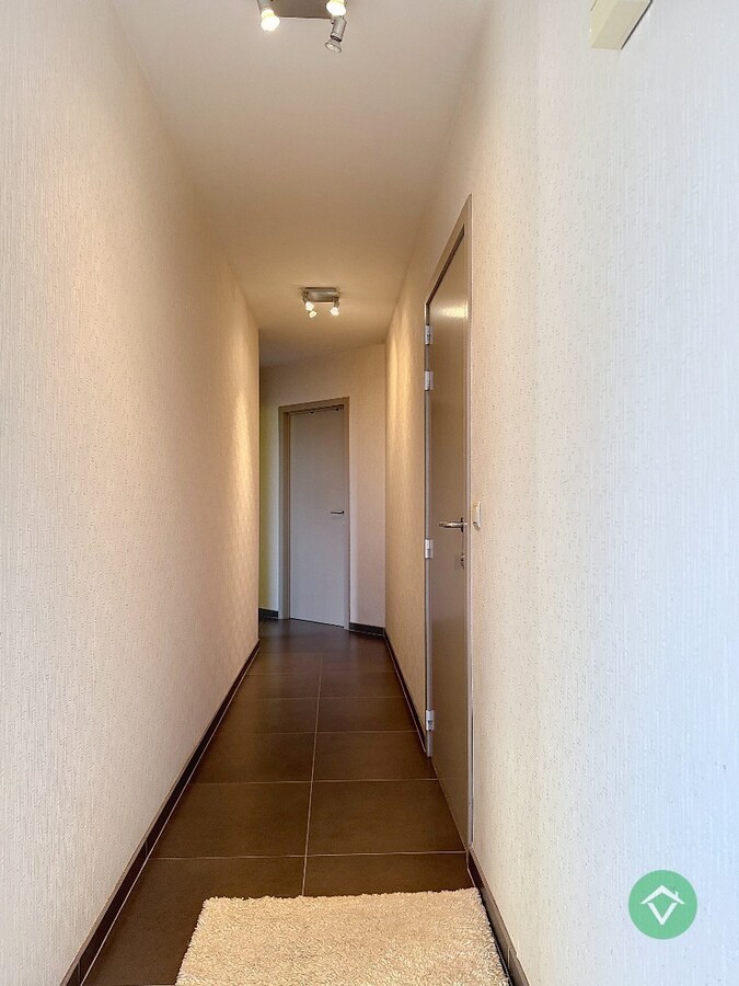 Luxe villa-appartement met dubbele garage en prachtig uitzicht in Koekelare 