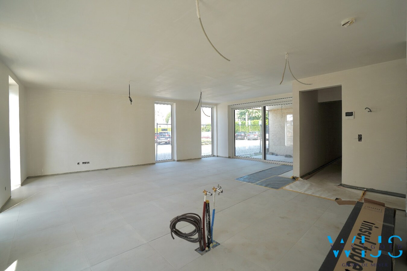 Ruim gelijkvloers nieuwbouwappartement met tuin en 2 terrassen 