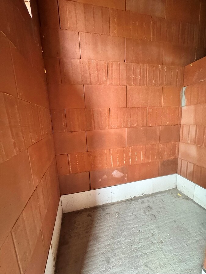 Nieuwbouwwoning met 4 slaapkamers en tuin te Koekelare 