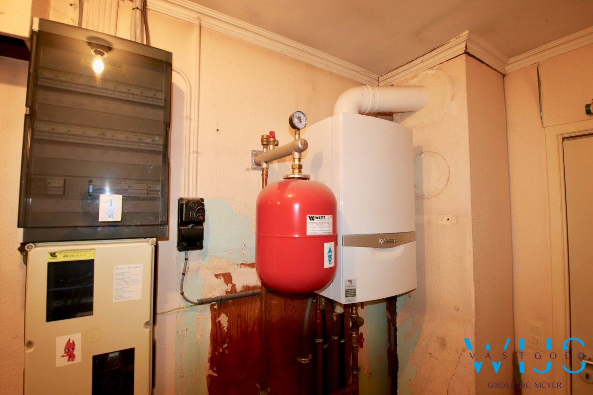 Ruime bungalow in een rustige woonwijk te Lovendegem ! 