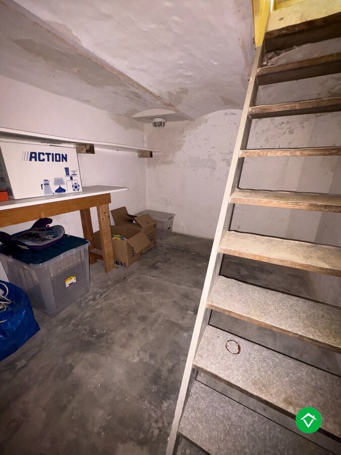 Halfopen bebouwing in Oudenburg (Ettelgem) met 4 slaapkamers en tuin 