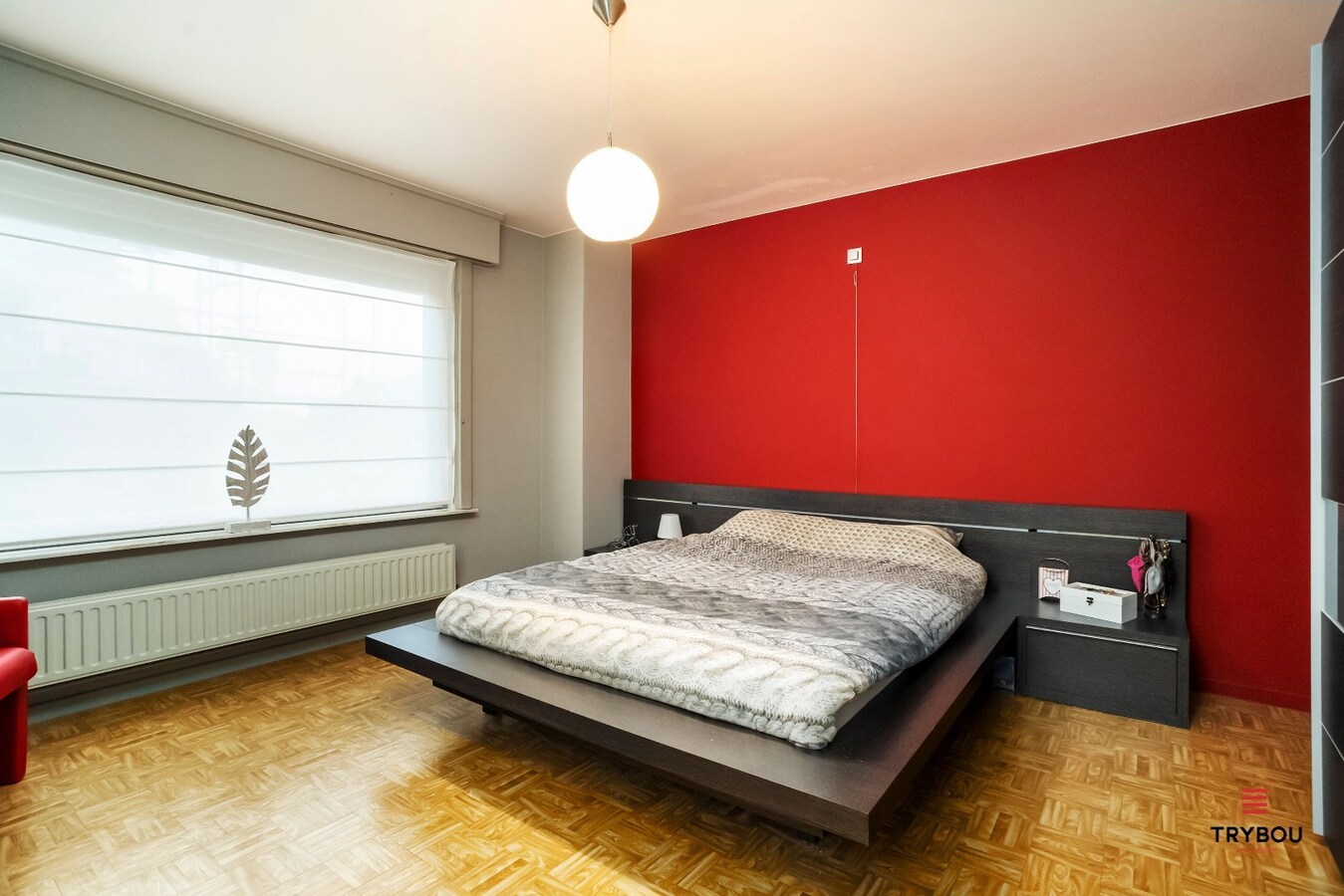 Instapklare halfopen woning met 3 slaapkamers en garage te Oostnieuwkerke 