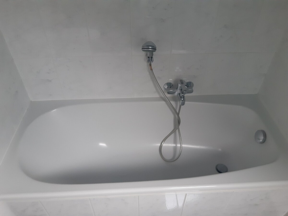 Ruim duplex-appartement met 2 terrassen in hartje Gavere 