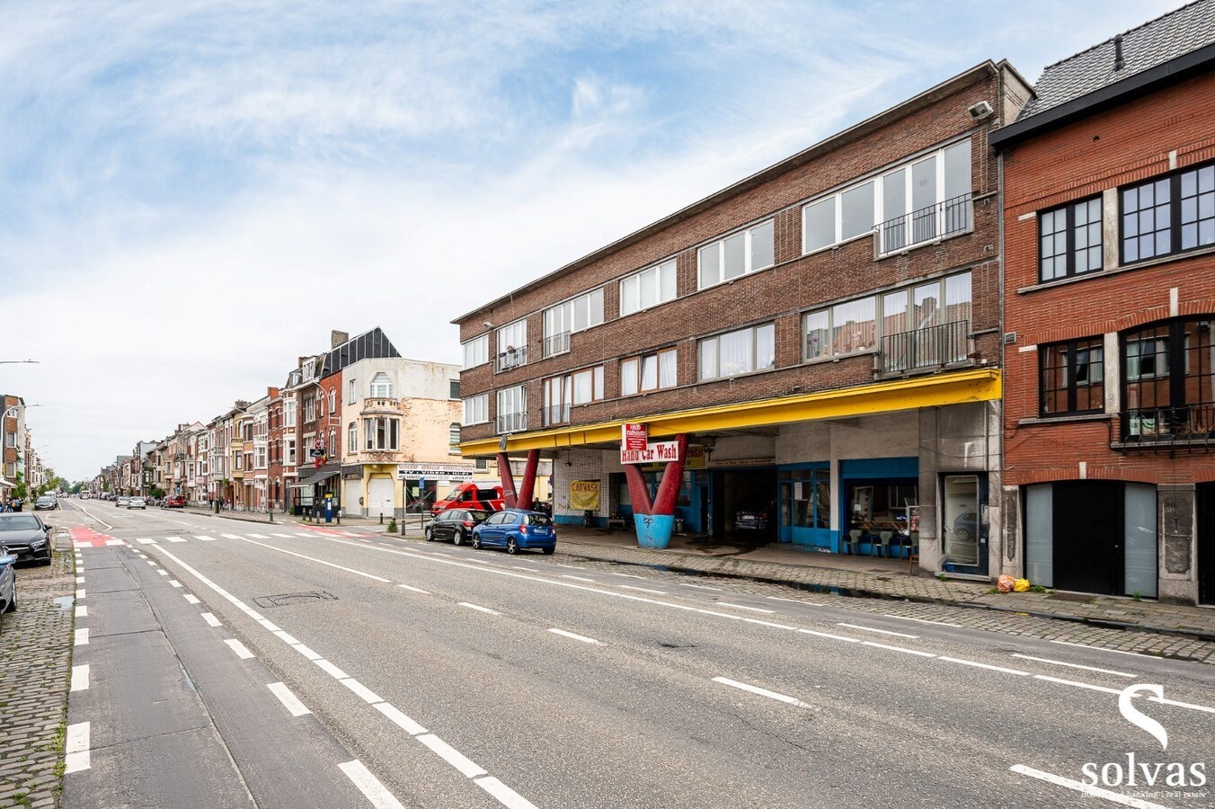 Gerenoveerd appartement op goede locatie te Gent! 