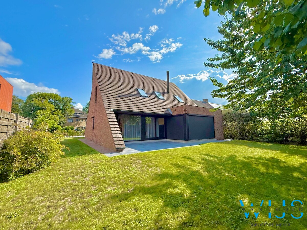 WIJS woonhuis op ideaal perceel van 738m² te Rieme ! 