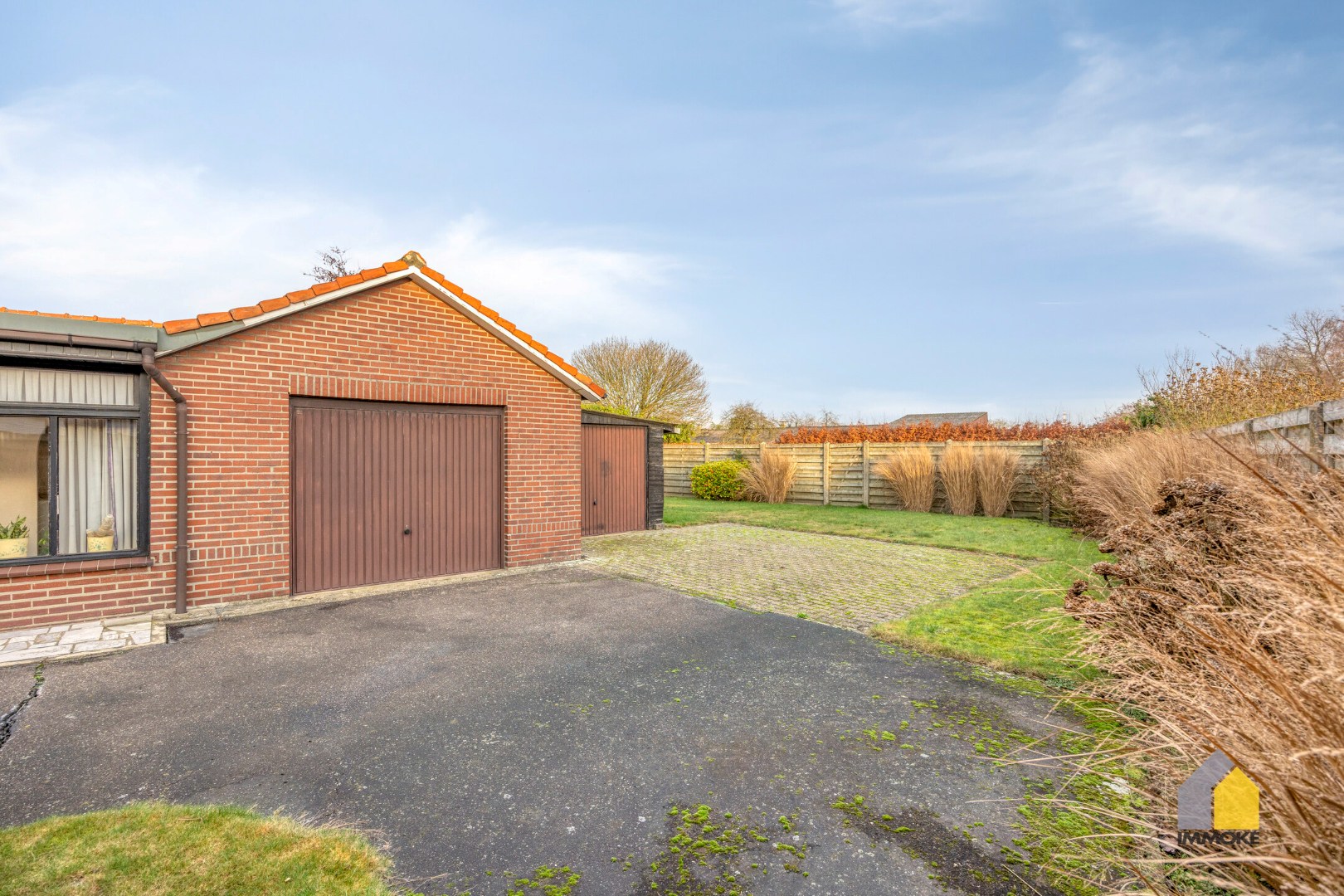 Op te frissen woning met 4 slpk op ruim perceel van 9 a 78 ca. 