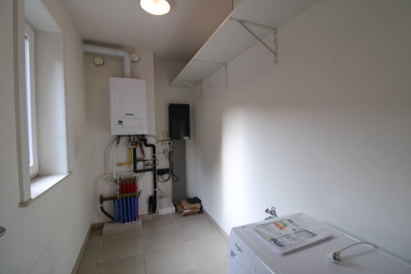 Appartement met twee slaapkamers en autostaanplaats in centrum Roeselare 